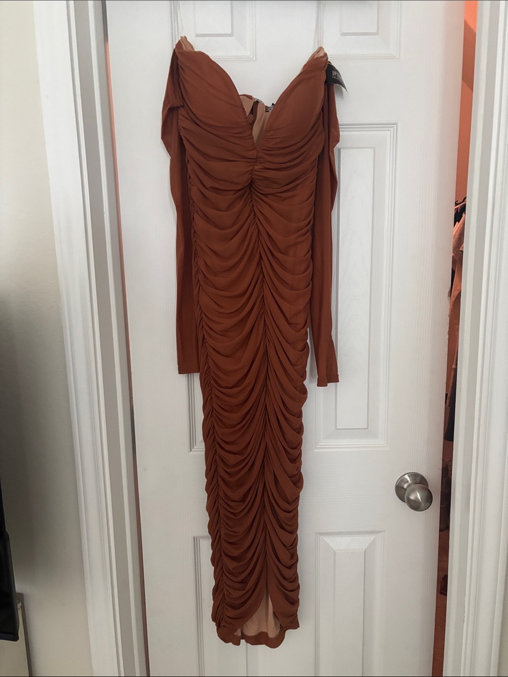 Fashion Nova Rust Brown Ruched Long Sleeve Maxi Dress